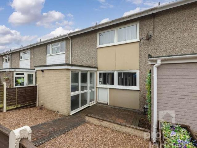 Cottage for sale in New Catton, East Bank