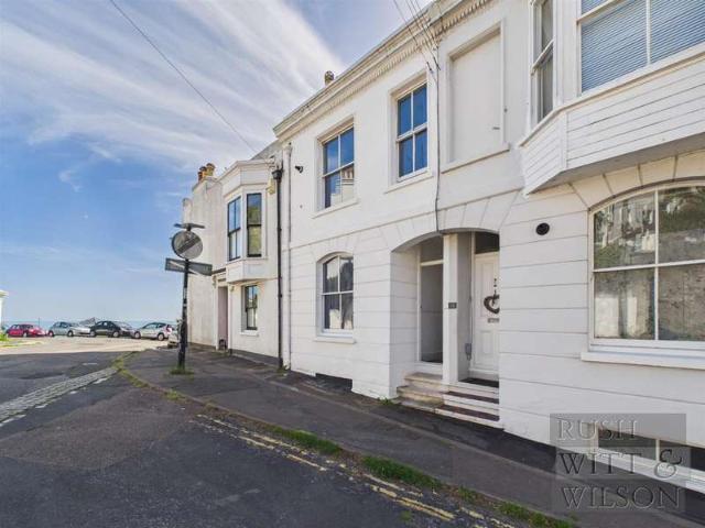 Cottage for sale in West Hill, Guestling Green