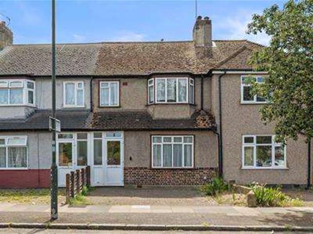 Cottage for sale in London Borough of Merton, Greater London
