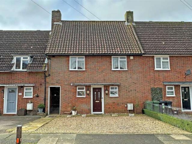 Cottage for sale in Red Hill, Surrey