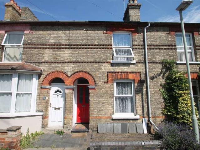 Cottage for sale in Castle, Bedford