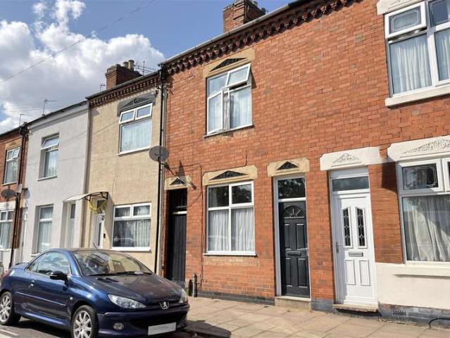 Cottage for sale in Belgrave, Old Wharf