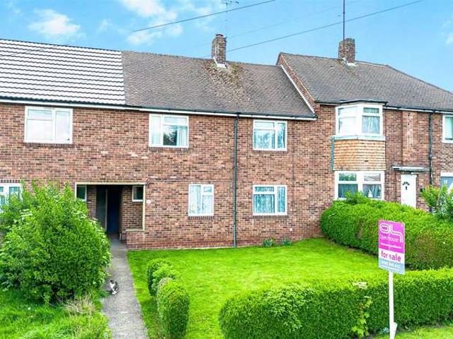 Cottage for sale in Winshill, Beamhurst