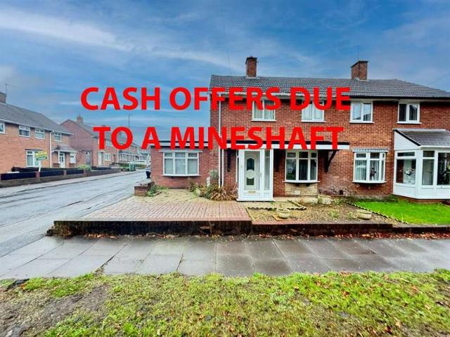Cottage for sale in Willenhall, Walsall