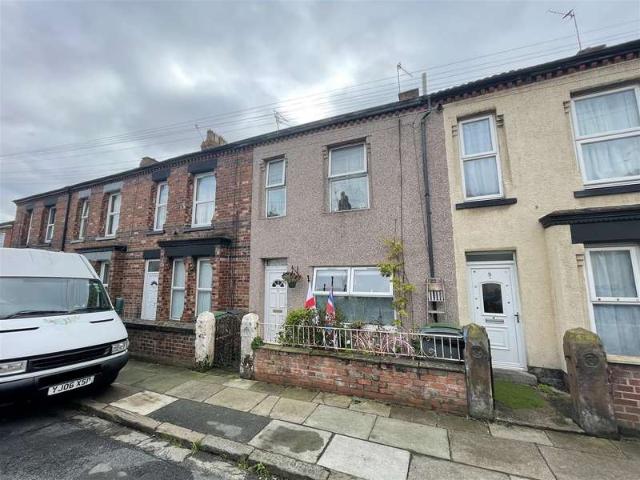 Cottage for sale in Birkenhead, Wirral