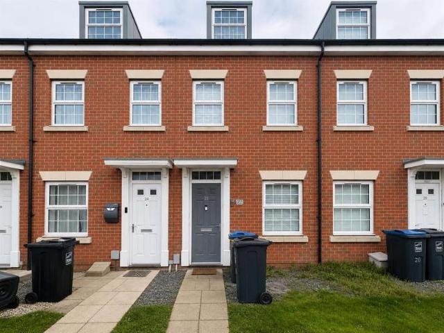 Cottage for sale in Westwood, Acol