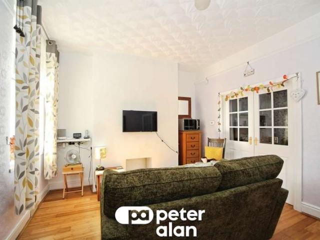 Cottage for sale in Pont-y-waun, Crosskeys
