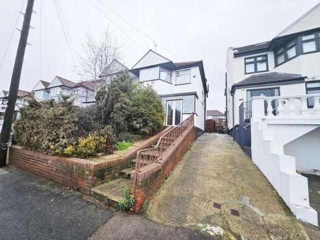 Cottage for sale in Clayhall, Greater London