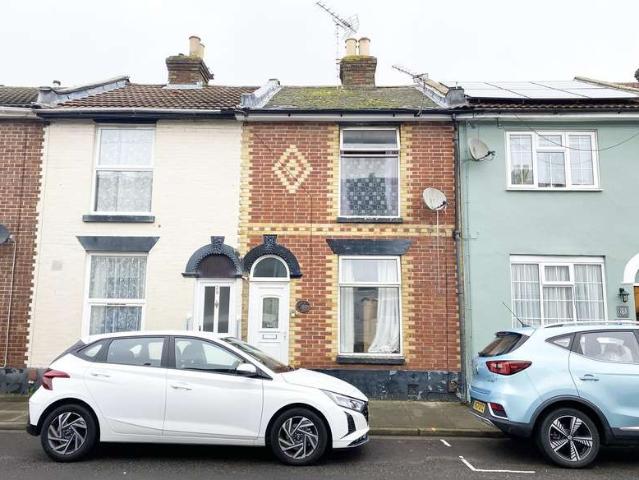 Cottage for sale in Buckland, City Of Portsmouth