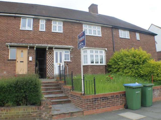Cottage for rent in Edgebury, Greater London