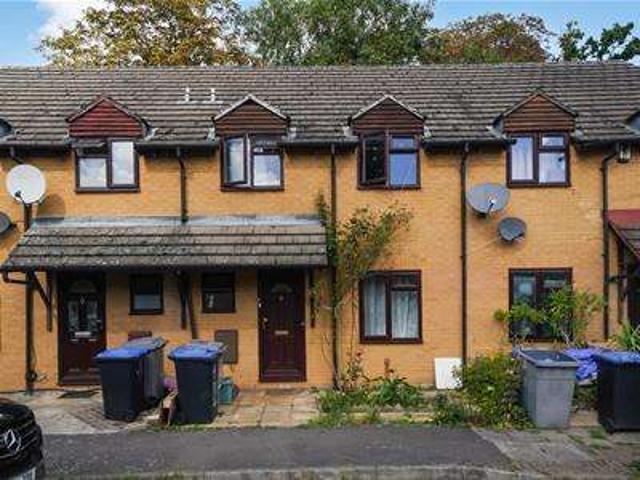 Cottage for sale in Sudbury, Greater London