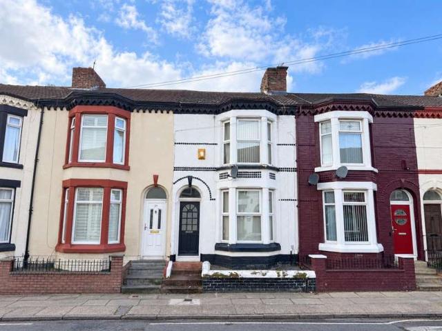Cottage for sale in Calderstones