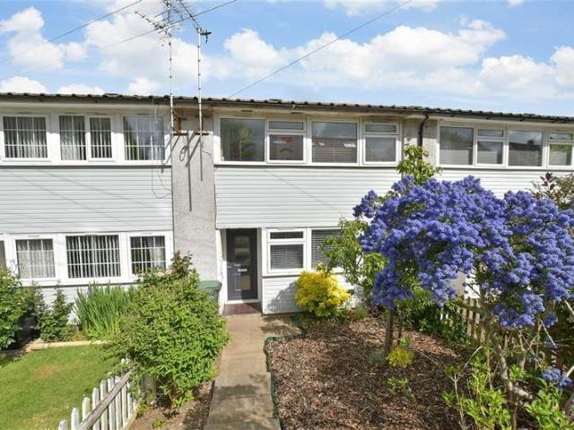 Cottage for sale in Epping