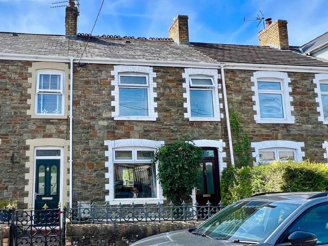 Cottage for sale in Pencoed, Wales