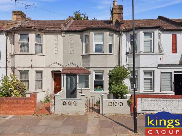 Cottage for sale in Lower Edmonton, Greater London