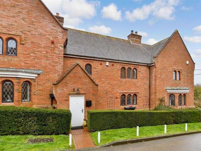 Cottage for sale in Claypits, Ash