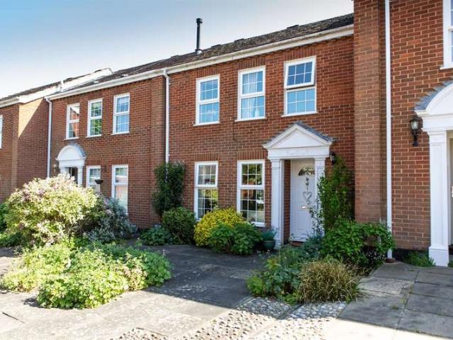 Cottage for sale in St Marks, Maidenhead