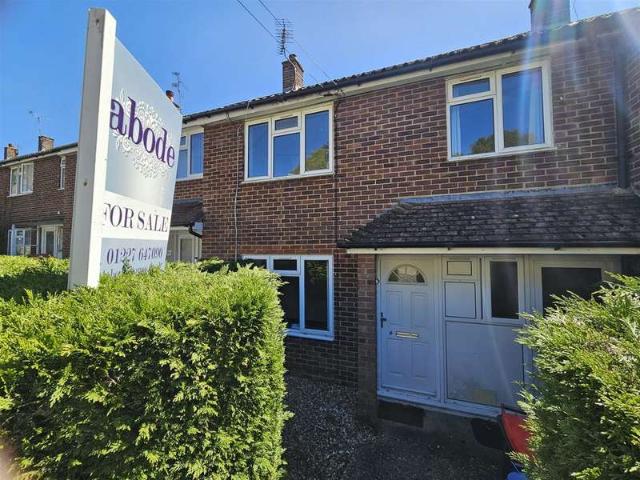 Cottage for sale in Hales Place, The Bridge