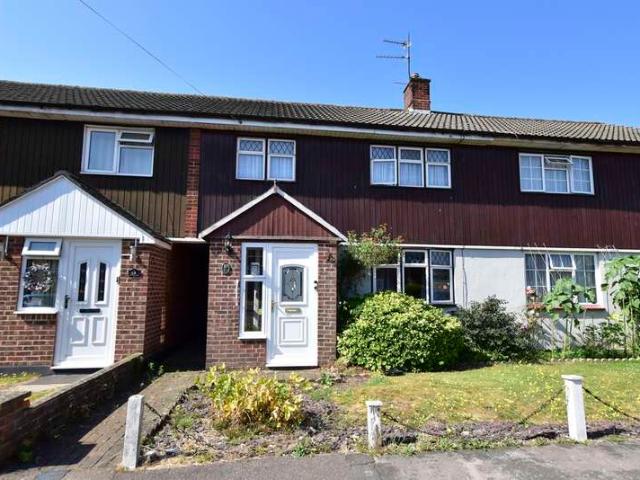 Cottage for sale in Kingswood, Watford