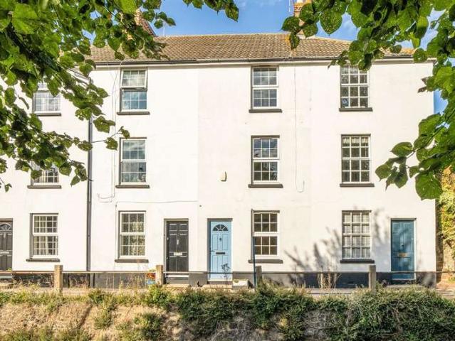 Cottage for sale in Oad Street, Kent