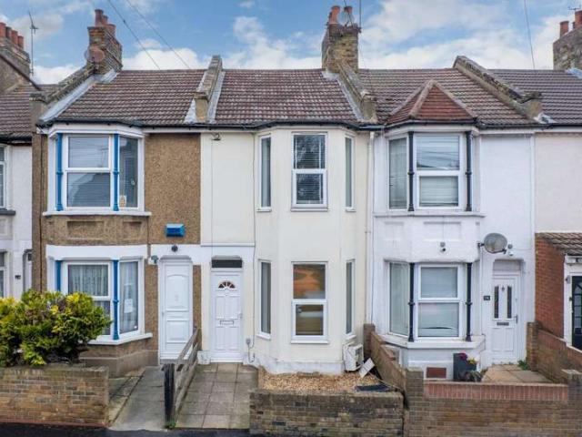 Cottage for sale in Swanscombe and Greenhithe, Monks Orchard