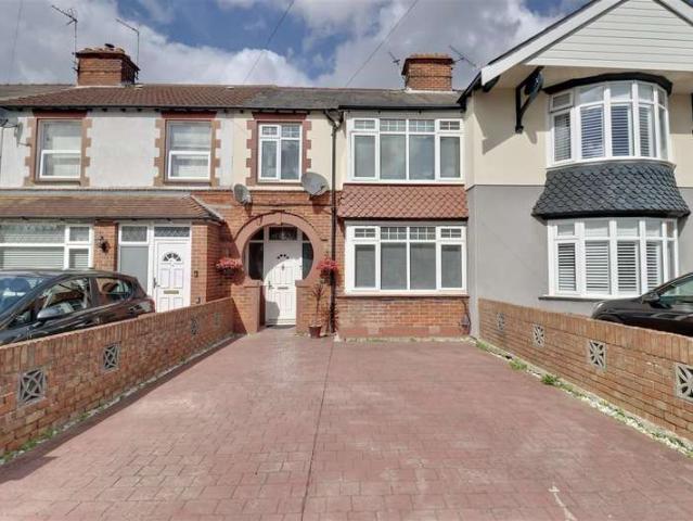 Cottage for sale in Cosham, City Of Portsmouth