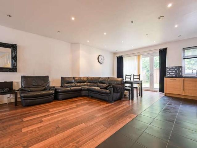 Terraced House for sale in Tottenham