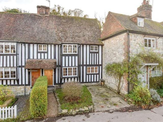 Cottage for sale in Midway, Kent