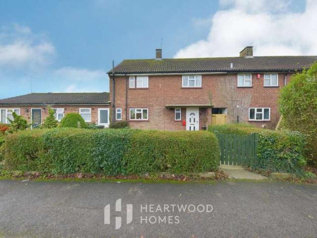 Cottage for sale in Napsbury Park, Five Acres