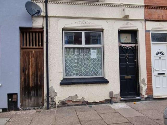 Cottage for sale in Spinney Hills, Old Wharf