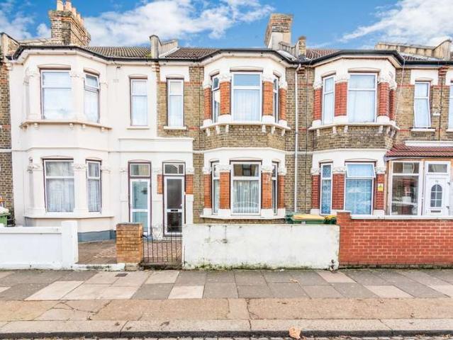 Cottage for sale in Manor Park, Greater London
