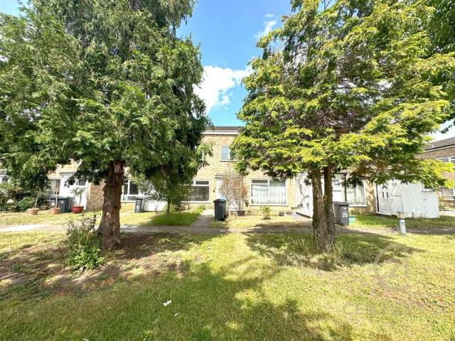 Terraced House for sale in New Malden, New Malden