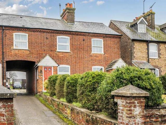 Cottage for sale in New Mill, Pouchen End