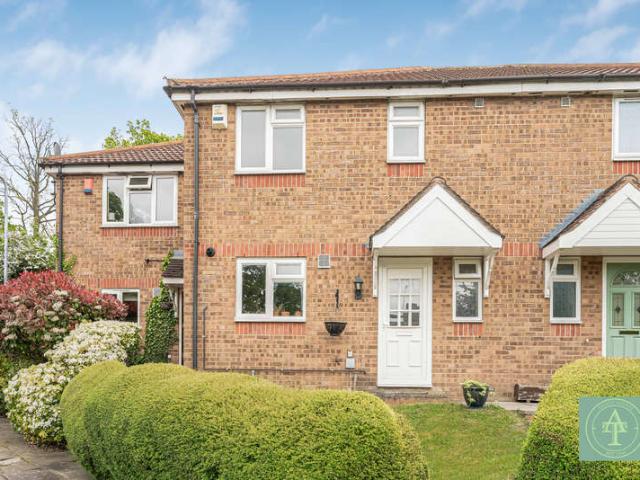 Cottage for sale in Brunswick Park, Greater London