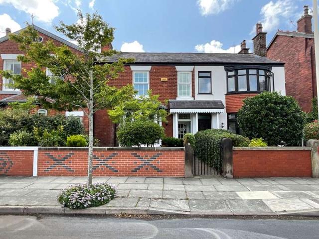 Terraced House for sale in Southport