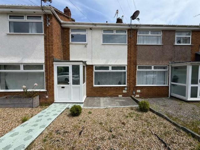 Cottage for rent in Pensby, Wirral