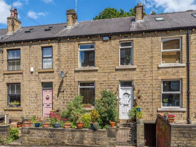 Cottage for sale in Holme Valley, Honley