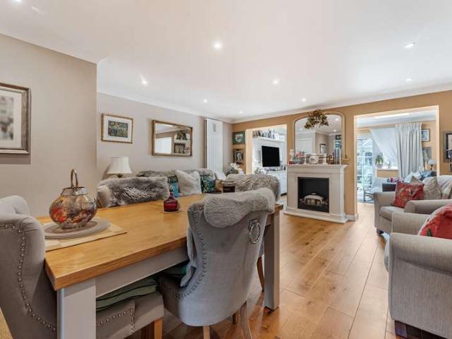 Cottage for sale in Knowle Green, Lower Halliford