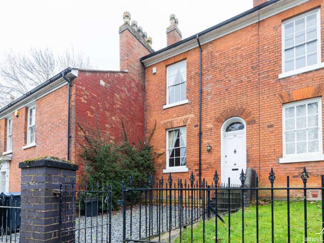 Cottage for sale in Calthorpe Fields, West Midlands