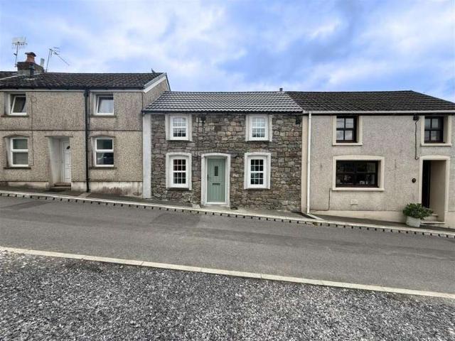Cottage for sale in Llwydcoed