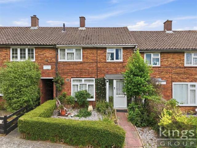 Cottage for sale in Latton Bush, Harlow