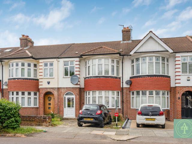 Cottage for sale in Edmonton, Greater London
