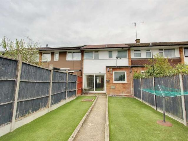 Cottage for sale in Tring Wharf, Pouchen End
