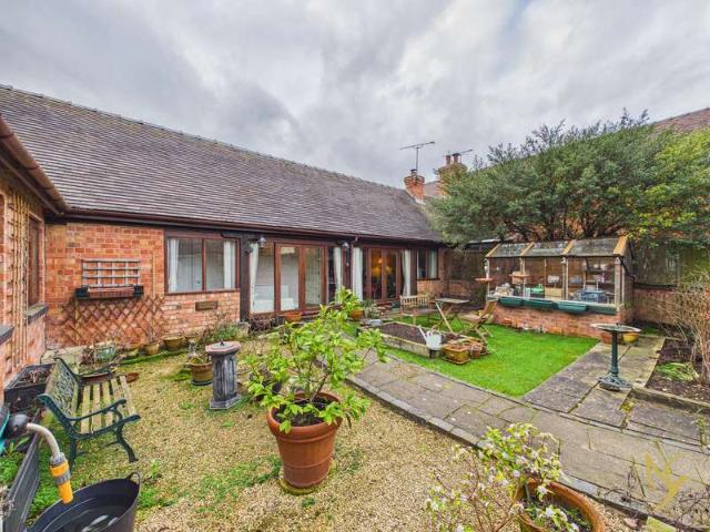 Cottage for sale in Martin Hussingtree, Crookhill