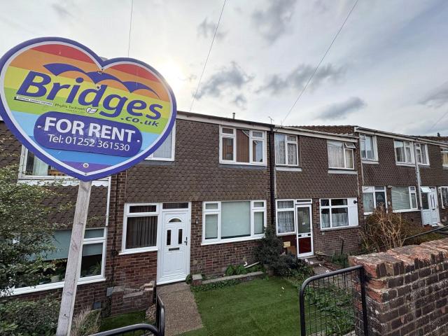 House for rent in East End, Rushmoor