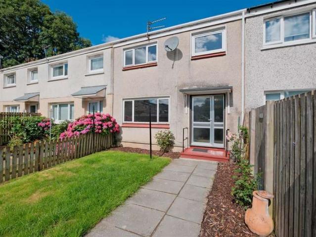Cottage for sale in Long Calderwood, Barassie