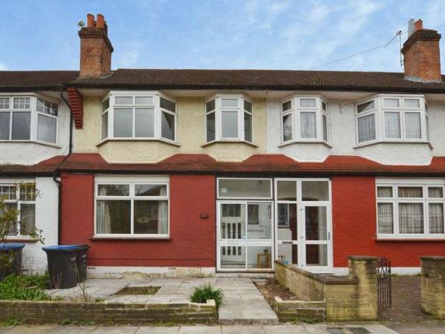 Cottage for sale in Bowes, Greater London