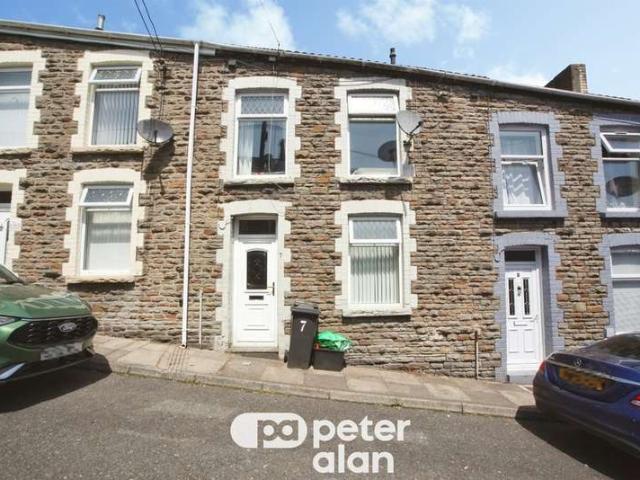 Cottage for sale in Treharris