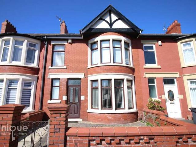Cottage for sale in Knowle, Blackpool