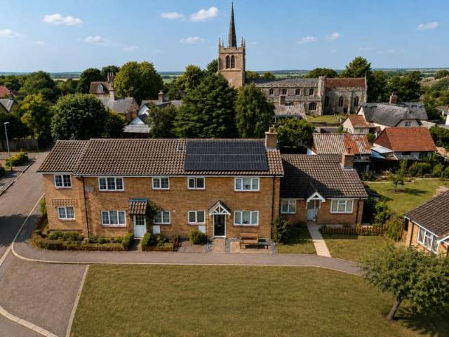 Cottage for sale in Arrington, Cambridgeshire